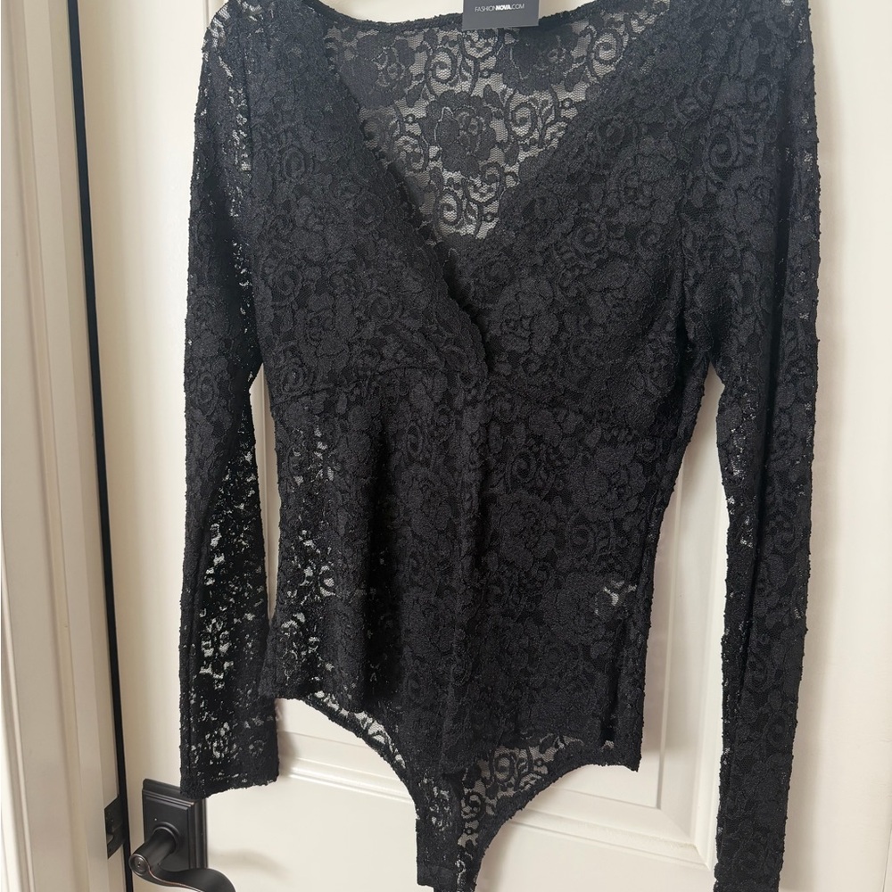 NWT: Fashion Nova Black Long-Sleeve Lace V-Neck Bodysuit
